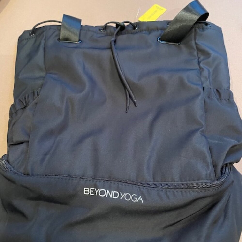 Beyond Yoga Convertible Gym Bag, Black New!!